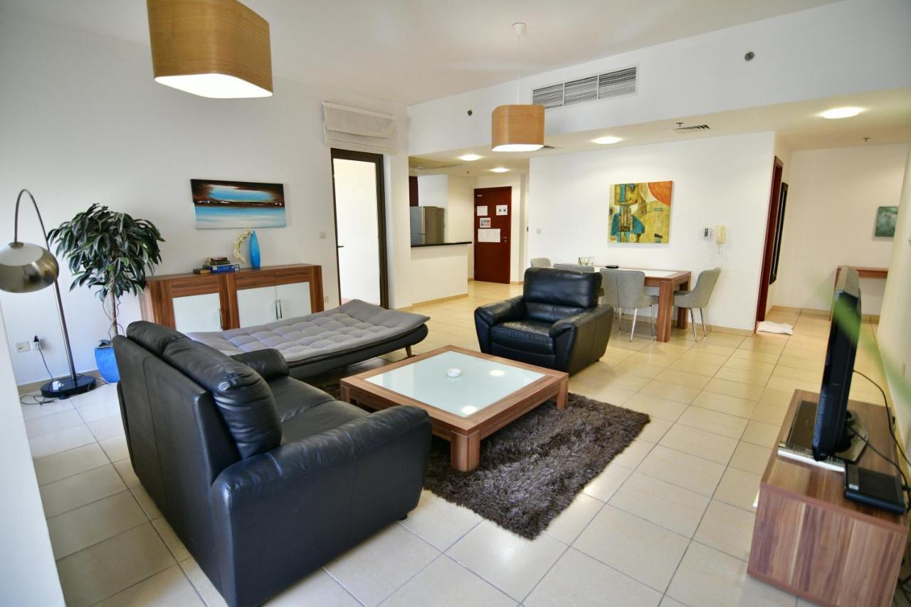 Holiday Homes Дубай Екстериор снимка
