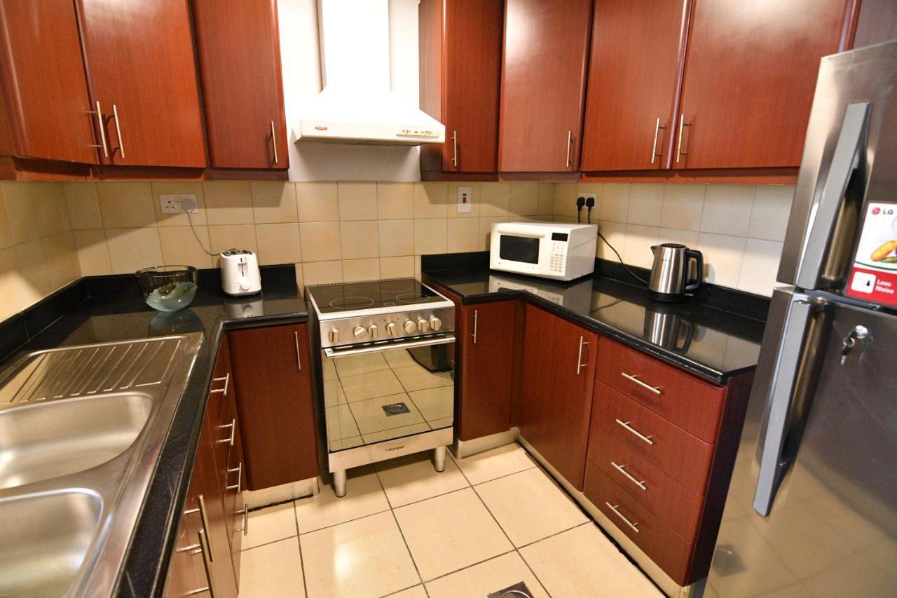 Holiday Homes Дубай Екстериор снимка
