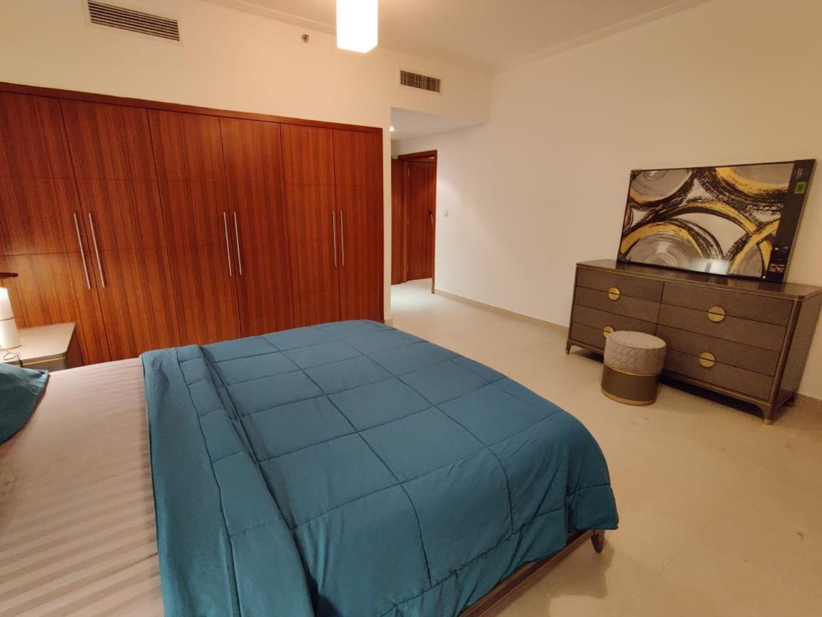 Holiday Homes Дубай Екстериор снимка