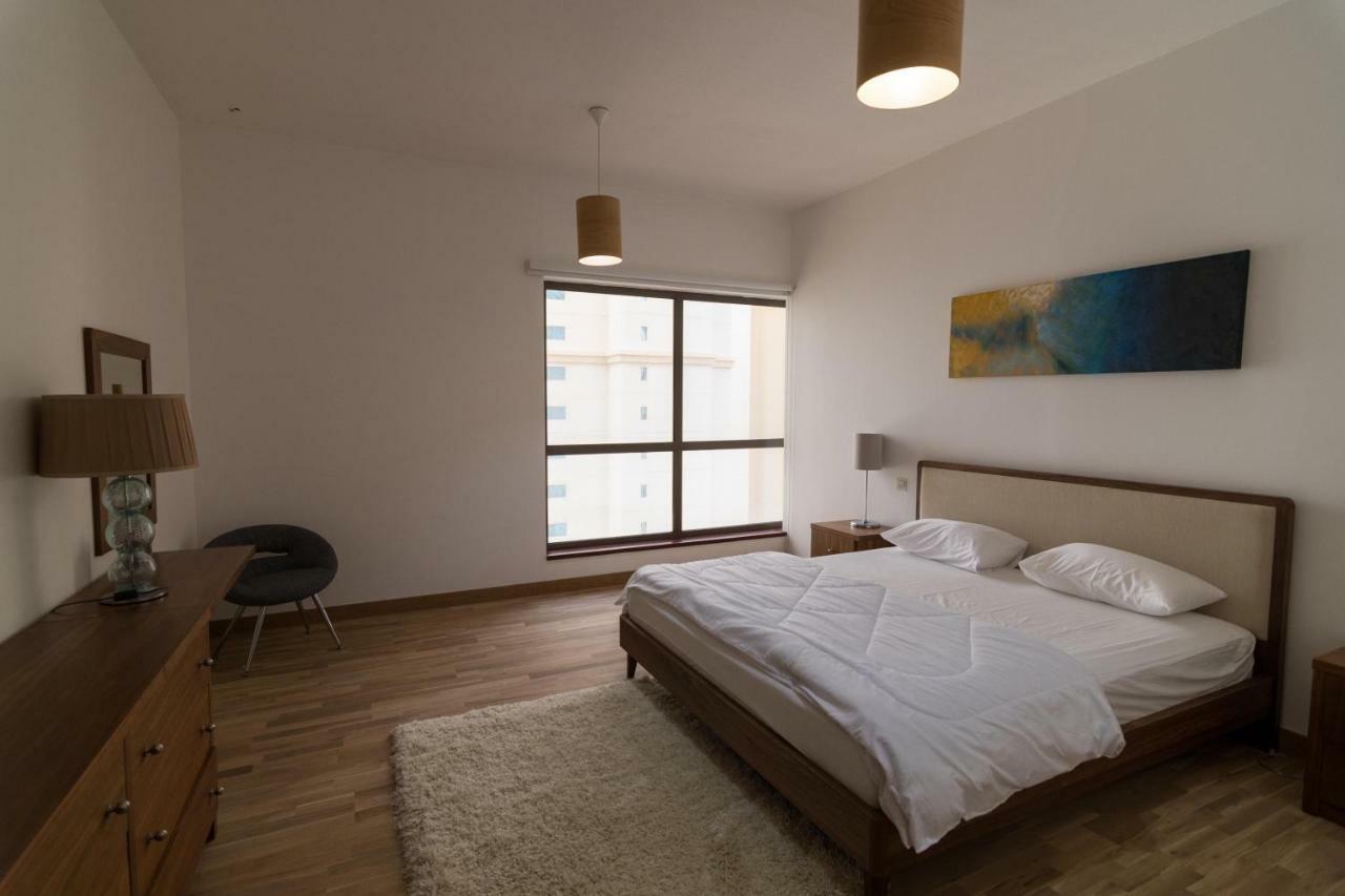 Holiday Homes Дубай Екстериор снимка